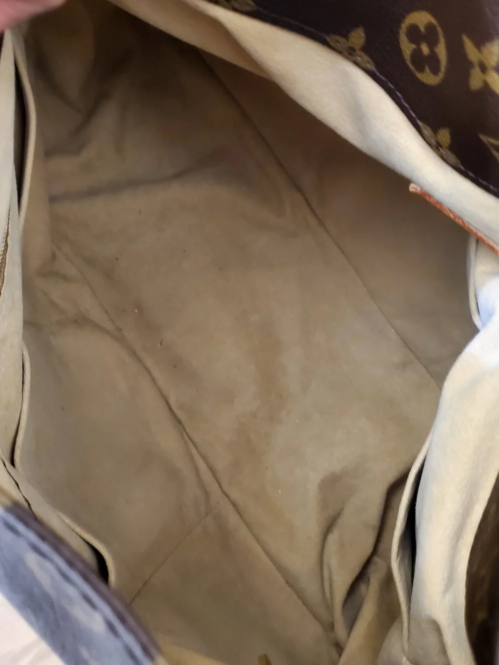 Louis Vuitton Monogram Canvas Tote with Natural Vachetta Trim